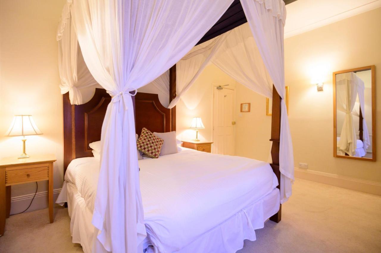 The Swan Hotel - Bradford-On-Avon מראה חיצוני תמונה