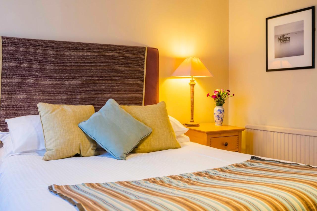 The Swan Hotel - Bradford-On-Avon מראה חיצוני תמונה