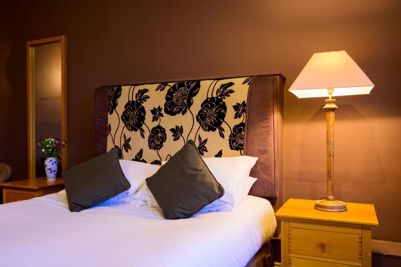 The Swan Hotel - Bradford-On-Avon מראה חיצוני תמונה